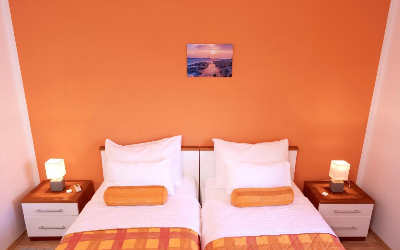Apartments Bodlovic - Zf Hvar Hvar Town Exterior foto